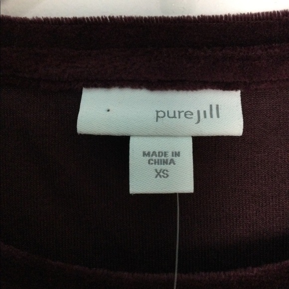 Women’s J. Jill XS 0 - 2 Plush Velvet Top Shirt Merlot Crewneck Long Sleeve NWT - Picture 5 of 8